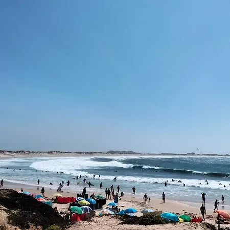 Near Airport * ליסבון